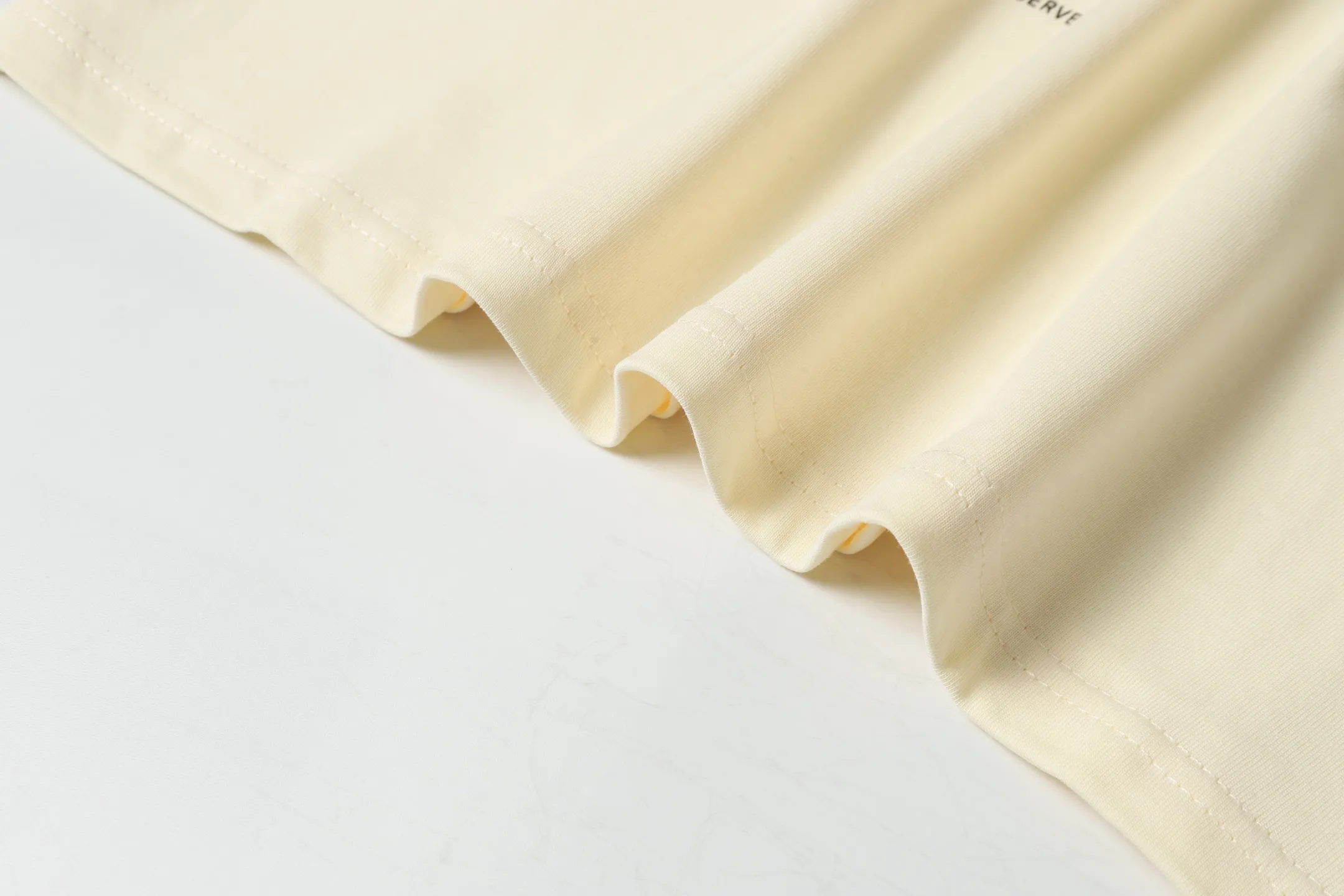 713# /White I P54 In Stock Hellstar 、 T （fabric):32 240 Sizes（size）：S-M- L- X L （colour）： /White